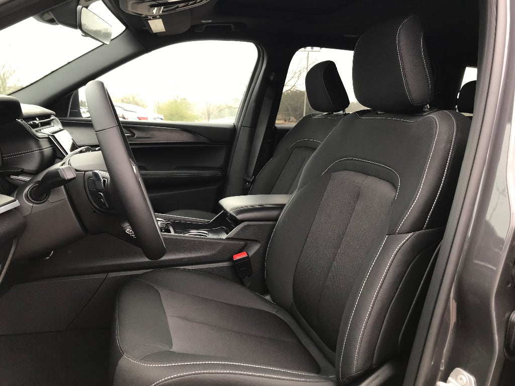 2025 Jeep Grand Cherokee L Laredo X