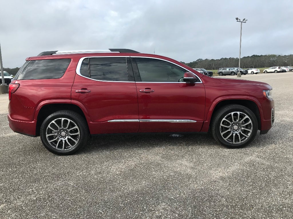 2020 GMC Acadia Denali