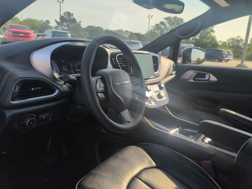 2025 Chrysler Pacifica Limited