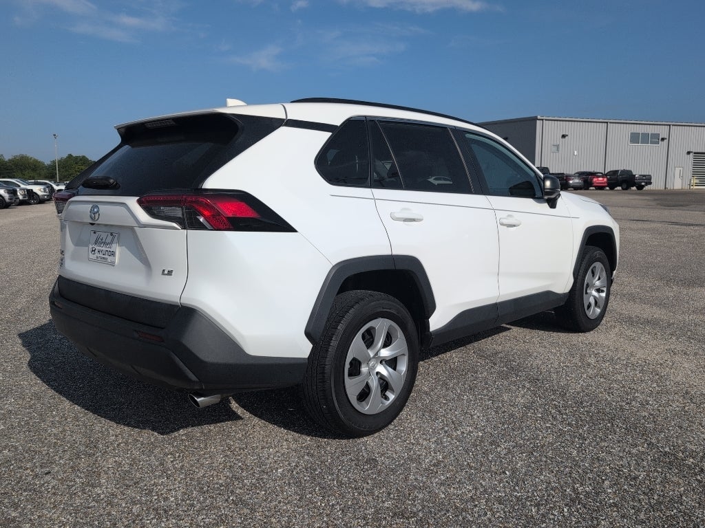 2021 Toyota RAV4 LE