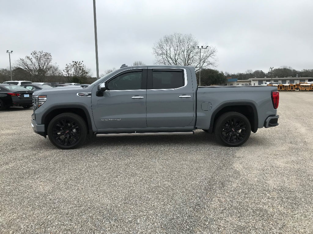 2025 GMC Sierra Denali