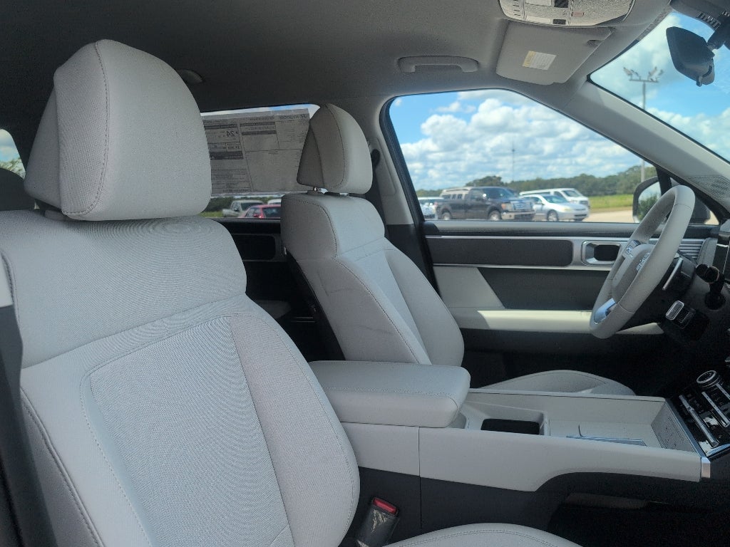 2027 Hyundai Santa Fe SE