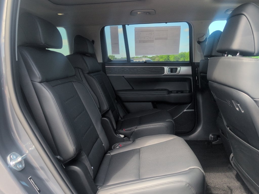 2027 Hyundai Santa Fe Limited 6P
