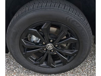 2022 Toyota RAV4 Hybrid SE