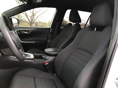 2022 Toyota RAV4 Hybrid SE