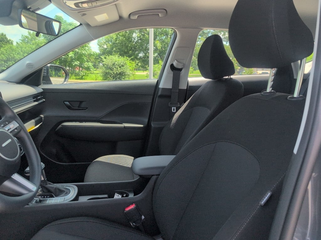 2027 Hyundai Kona SE