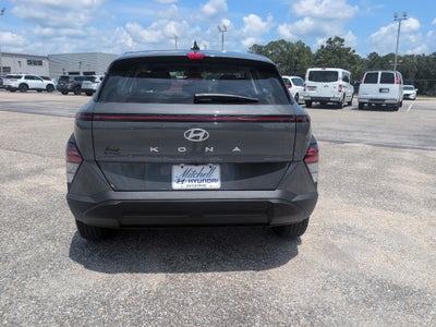 2027 Hyundai Kona SE