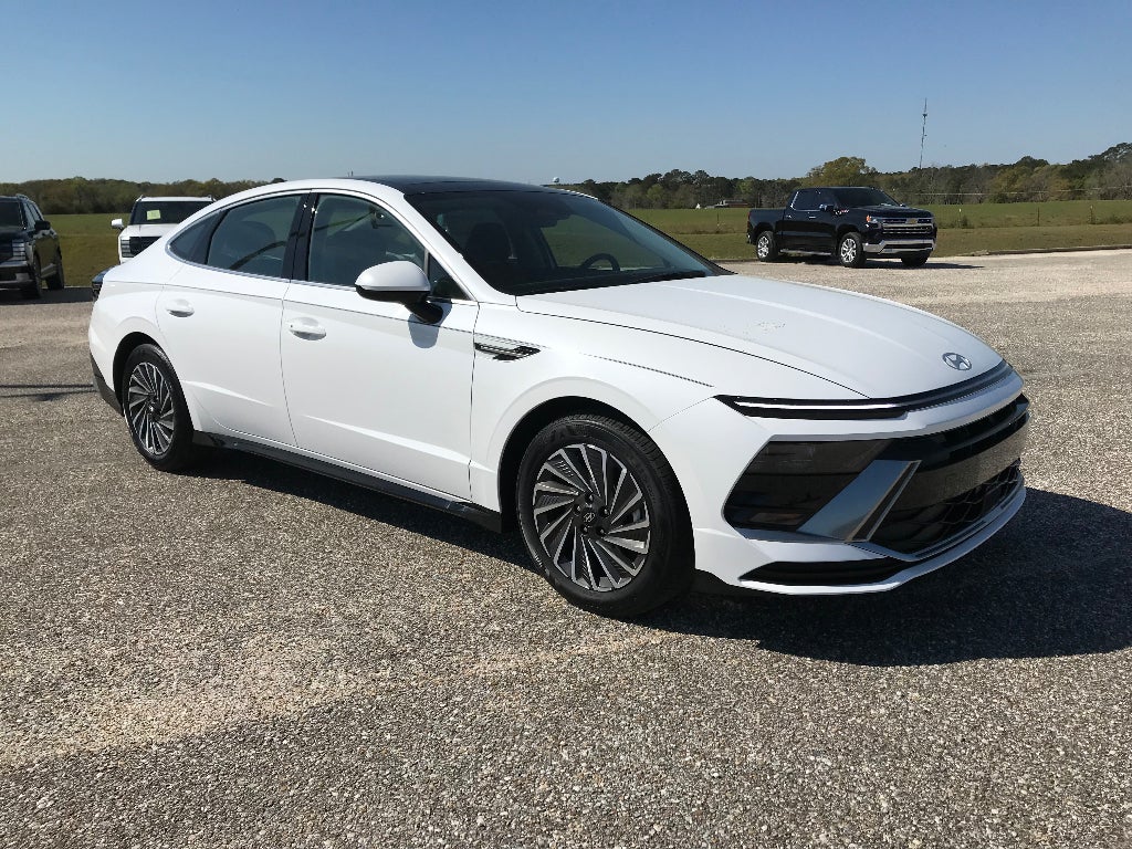 2026 Hyundai Sonata Hybrid SEL