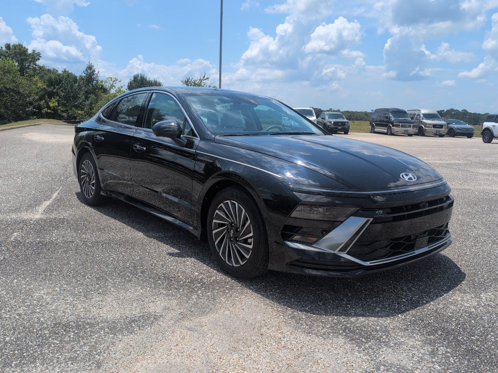2026 Hyundai Sonata Hybrid Limited
