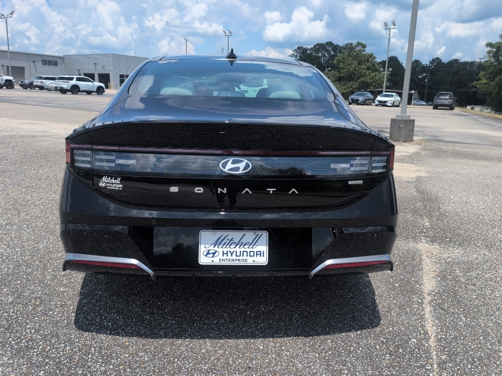2026 Hyundai Sonata Hybrid Limited