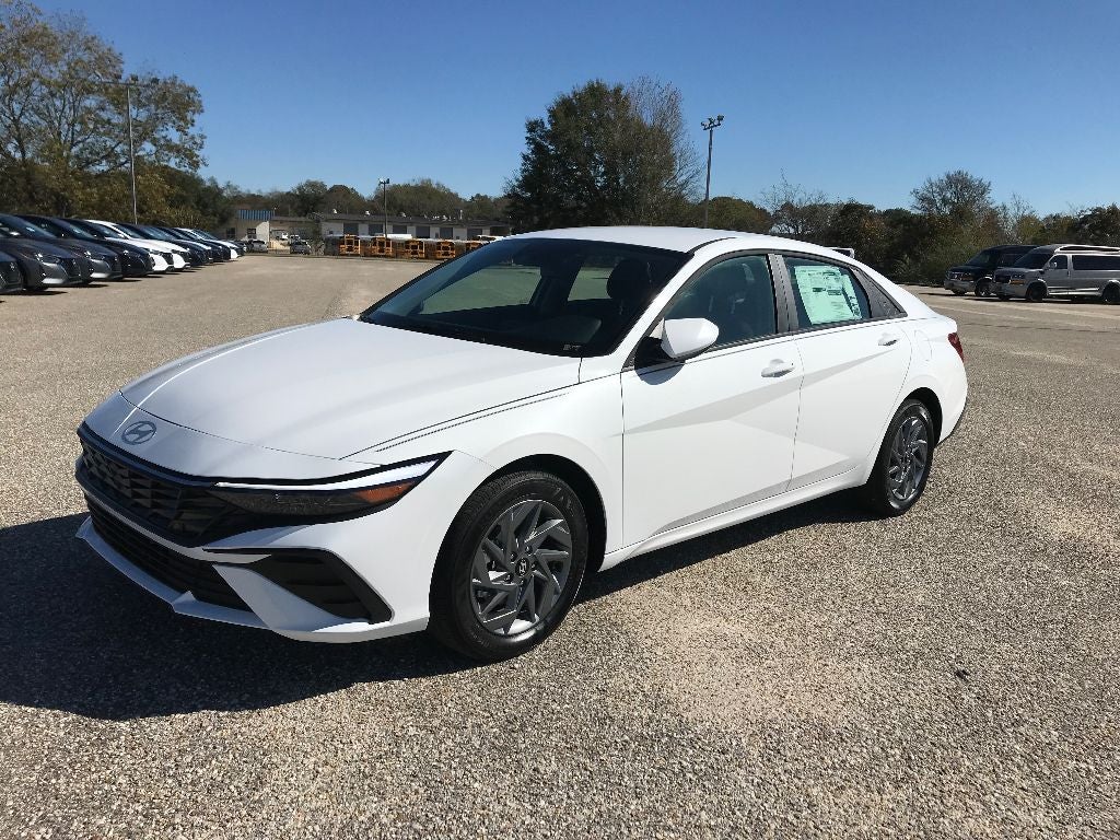 2026 Hyundai Elantra HEV Blue