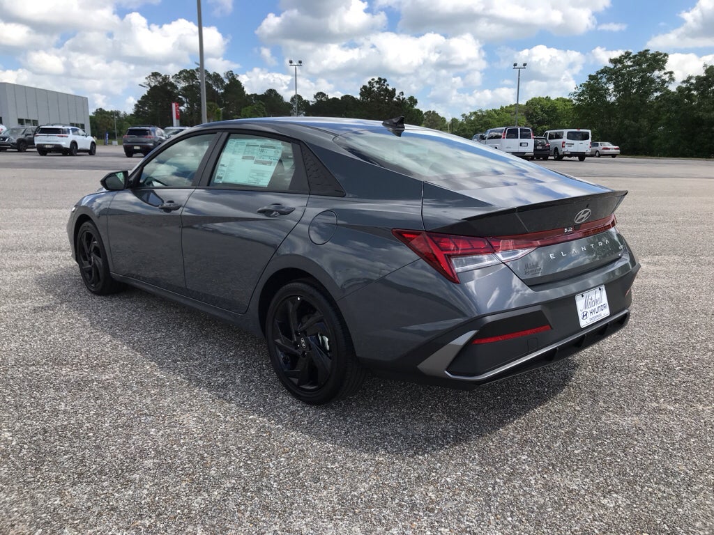 2026 Hyundai Elantra Hybrid SEL Sport