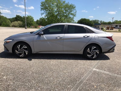 2025 Hyundai Elantra Hybrid Limited