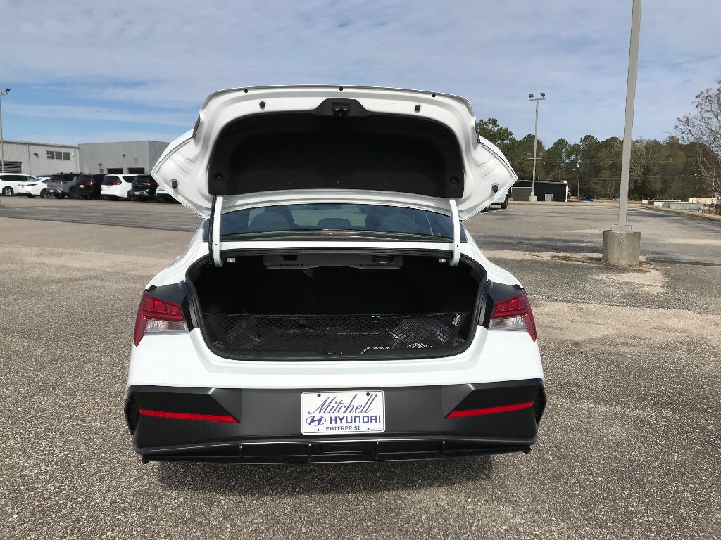 2026 Hyundai Elantra Hybrid Limited