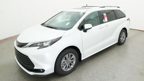 2026 Toyota Sienna XLE