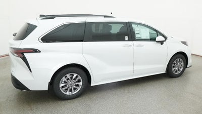 2026 Toyota Sienna XLE