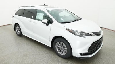 2026 Toyota Sienna XLE