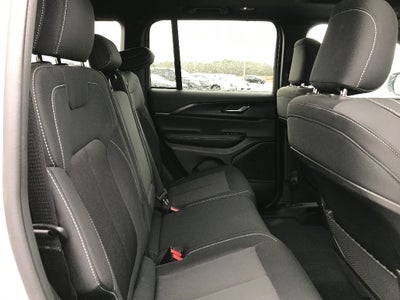 2024 Jeep Grand Cherokee Laredo X