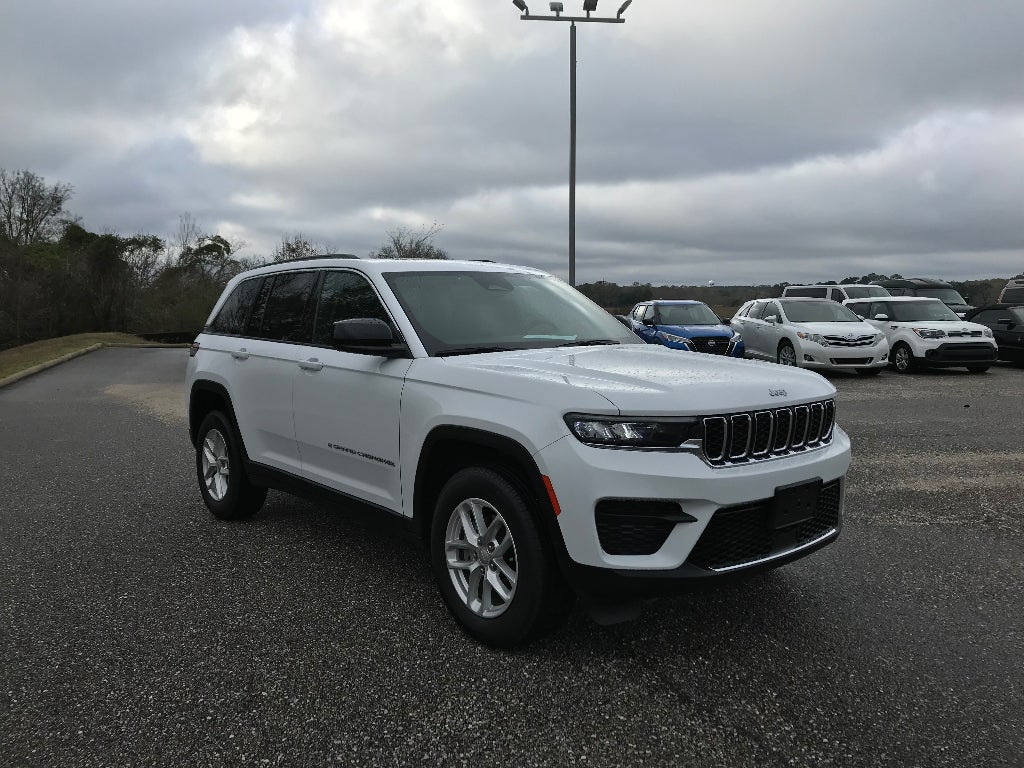 2024 Jeep Grand Cherokee Laredo X