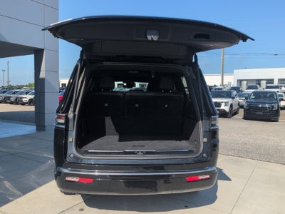 2022 Jeep Grand Wagoneer Series II