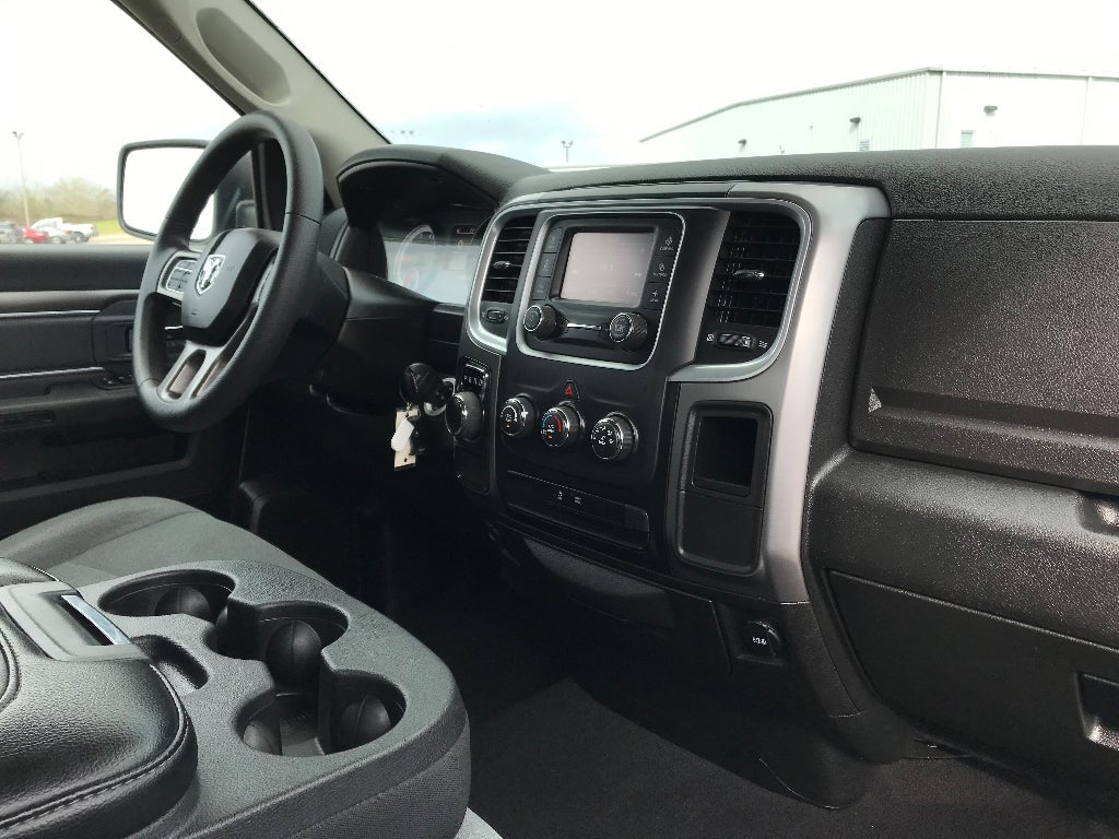 2024 RAM 1500 Classic SLT