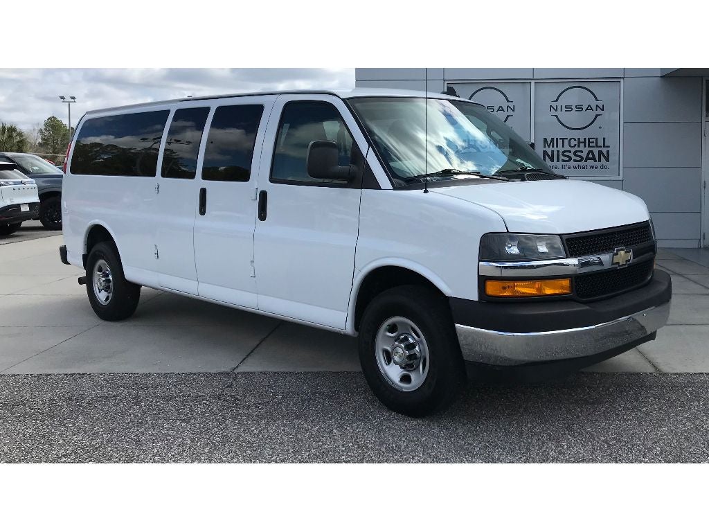 2021 Chevrolet Express LT