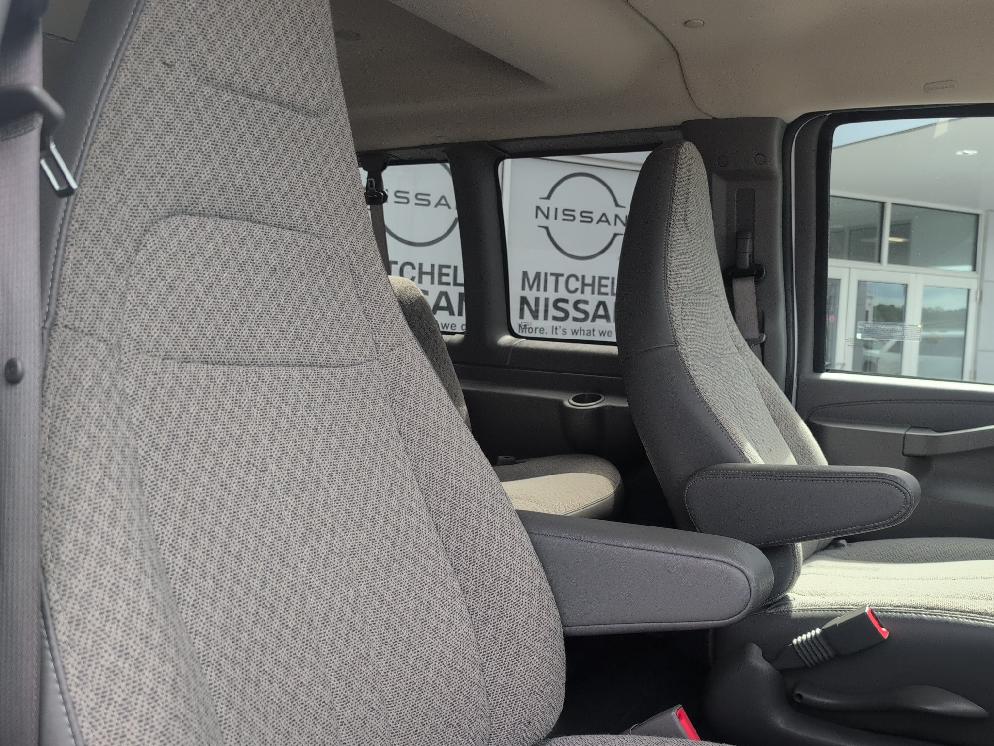 2025 Chevrolet Express LT