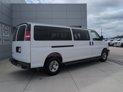 2025 Chevrolet Express LT