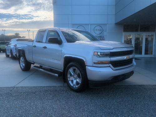 2018 Chevrolet Silverado Custom