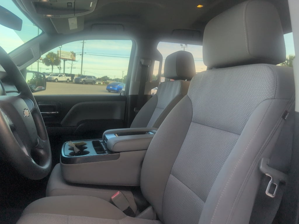 2018 Chevrolet Silverado Custom