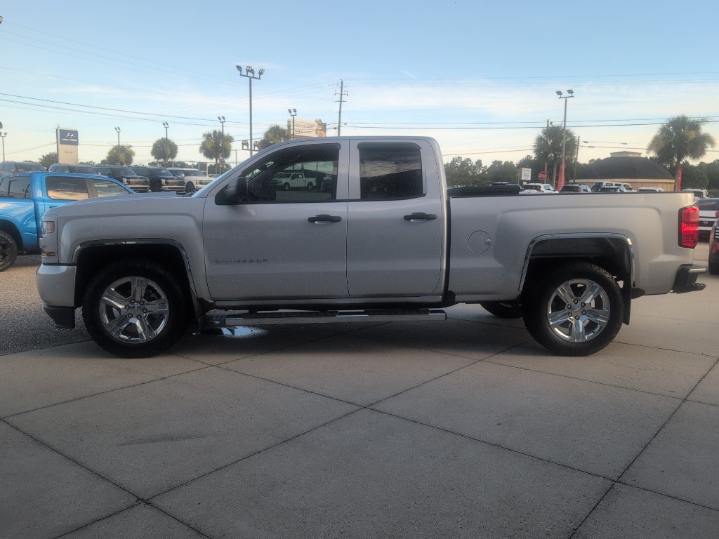 2018 Chevrolet Silverado Custom