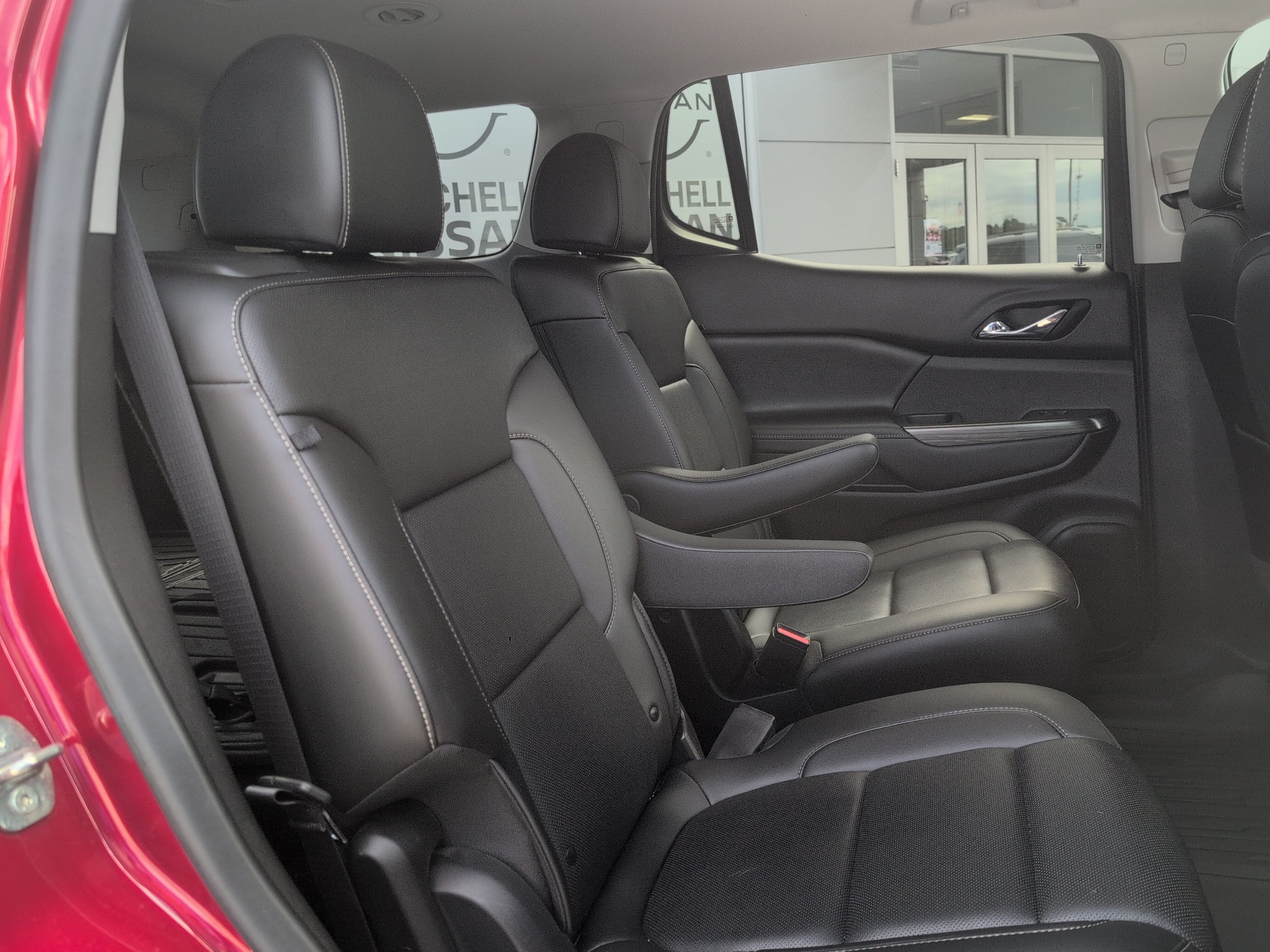2021 GMC Acadia SLT