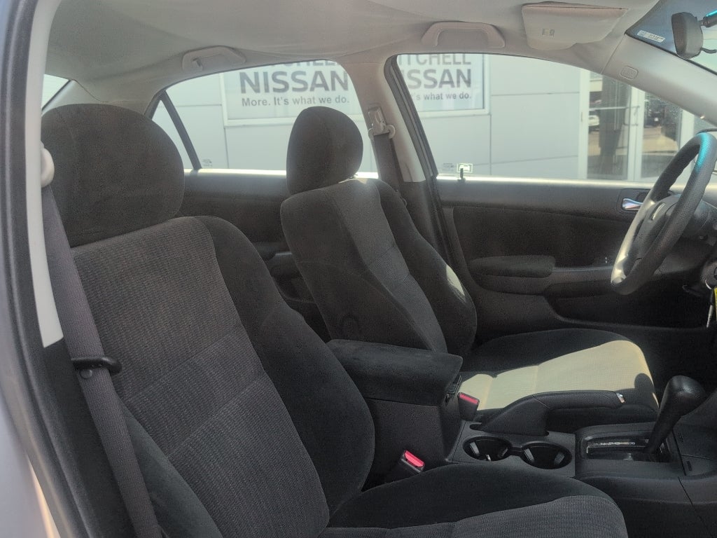 2005 Honda Accord DX