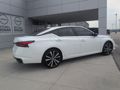 2022 Nissan Altima 2.5 SR