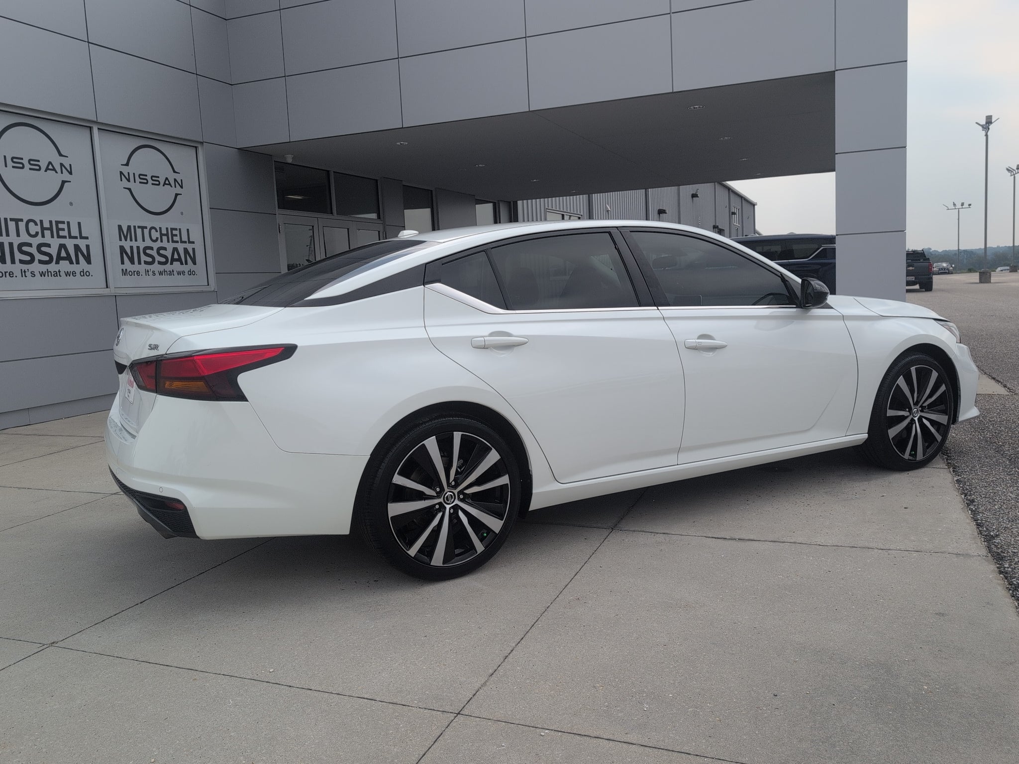 2022 Nissan Altima 2.5 SR