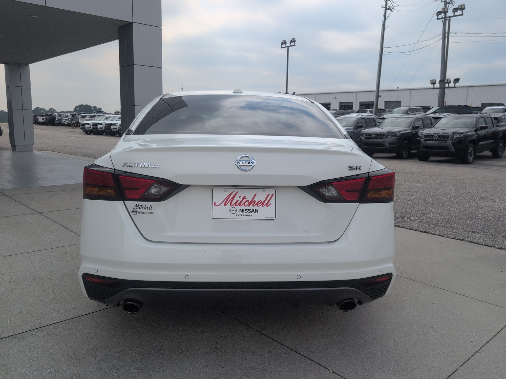 2022 Nissan Altima 2.5 SR