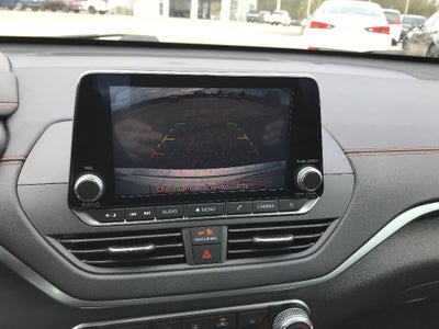 2022 Nissan Altima SR