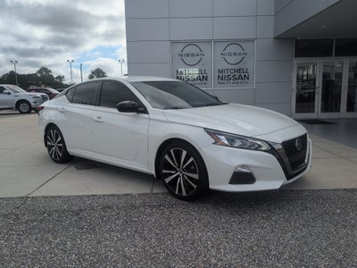2022 Nissan Altima SR