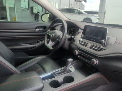 2022 Nissan Altima SR