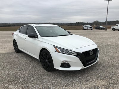2022 Nissan Altima SR