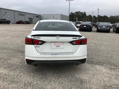2022 Nissan Altima SR