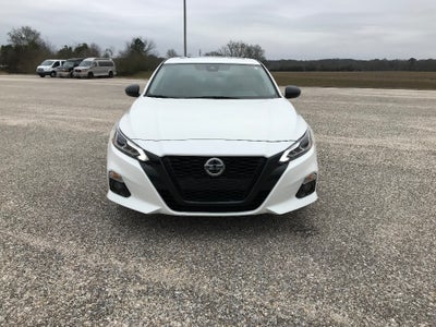 2022 Nissan Altima SR