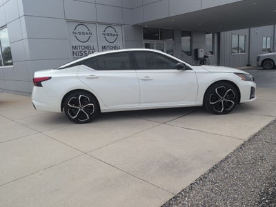 2024 Nissan Altima SR