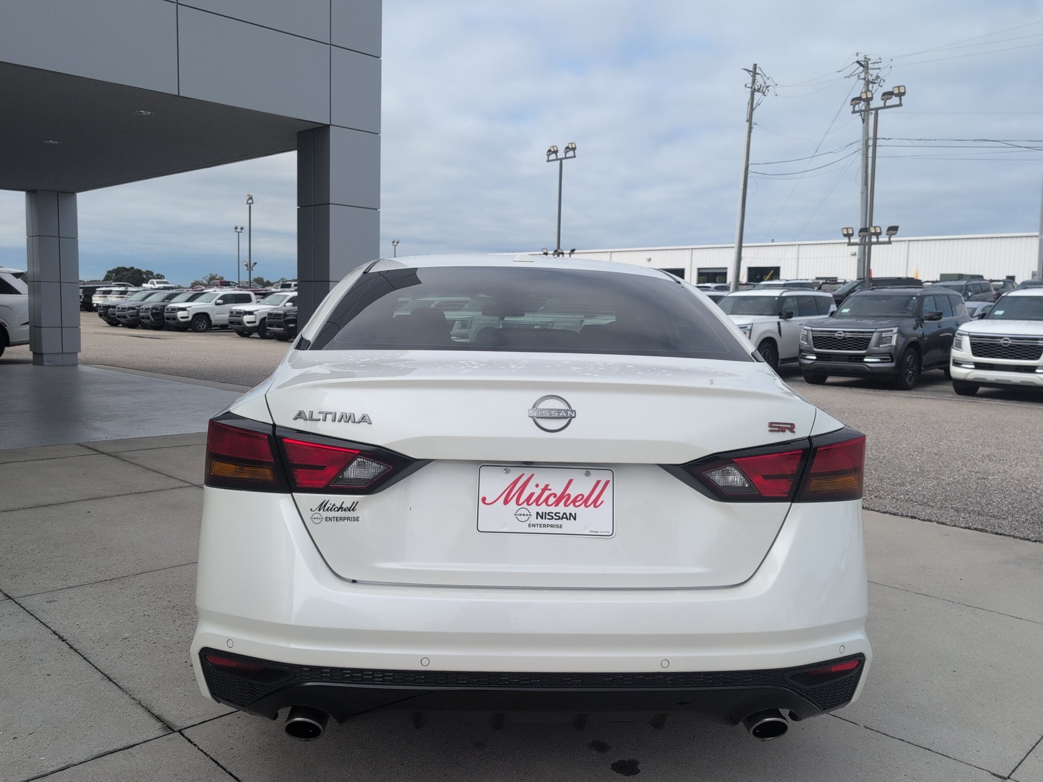 2024 Nissan Altima SR