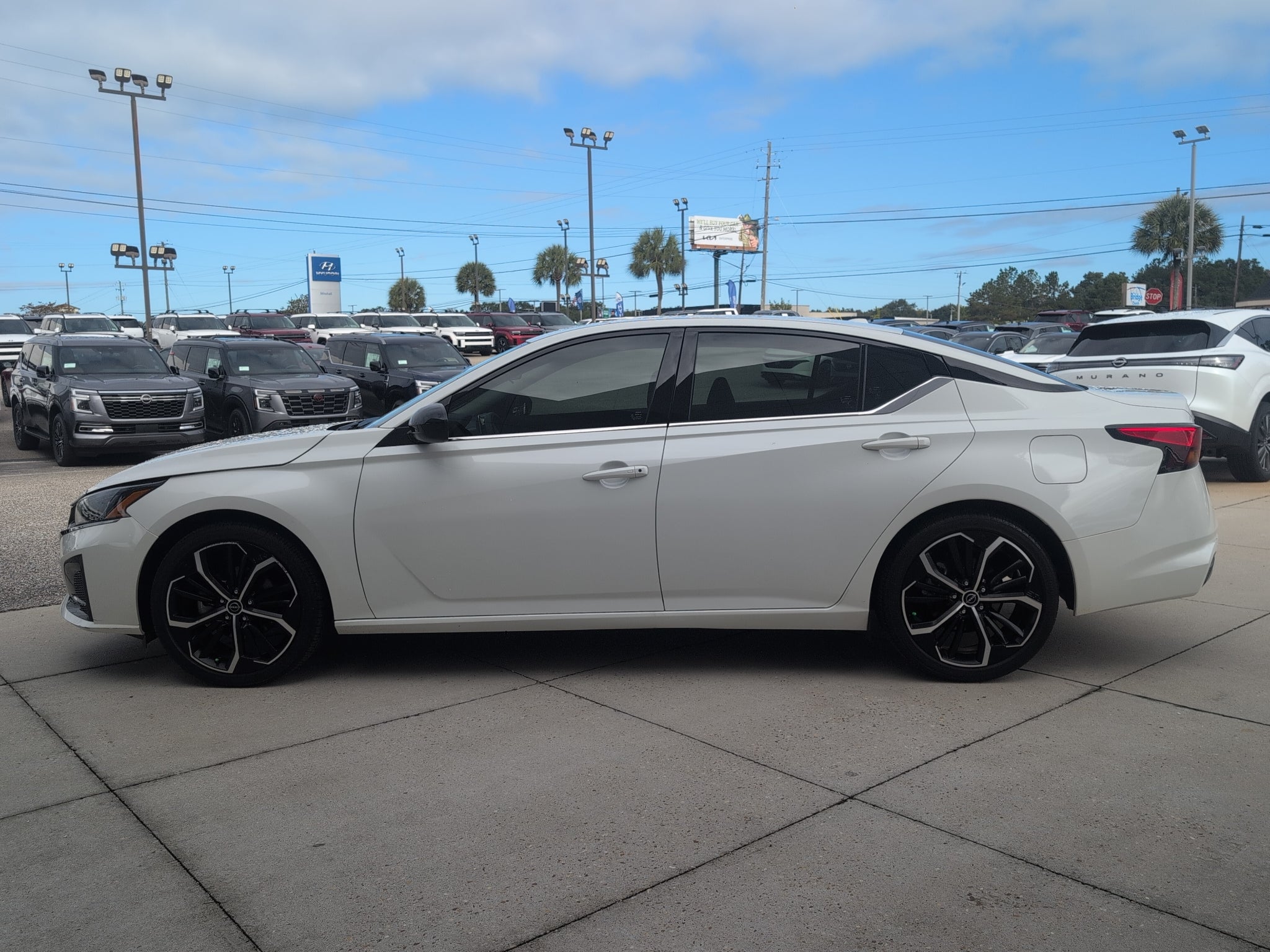 2024 Nissan Altima SR