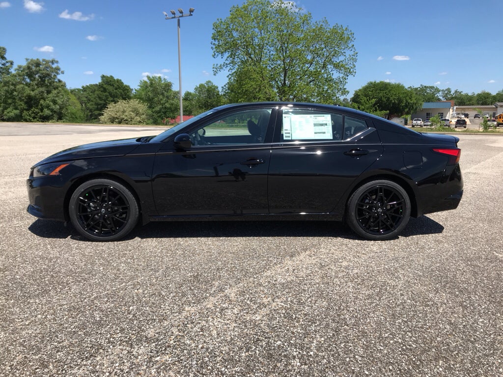 2026 Nissan Altima SR Midnight Edition®