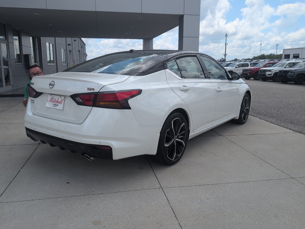 2026 Nissan Altima SR