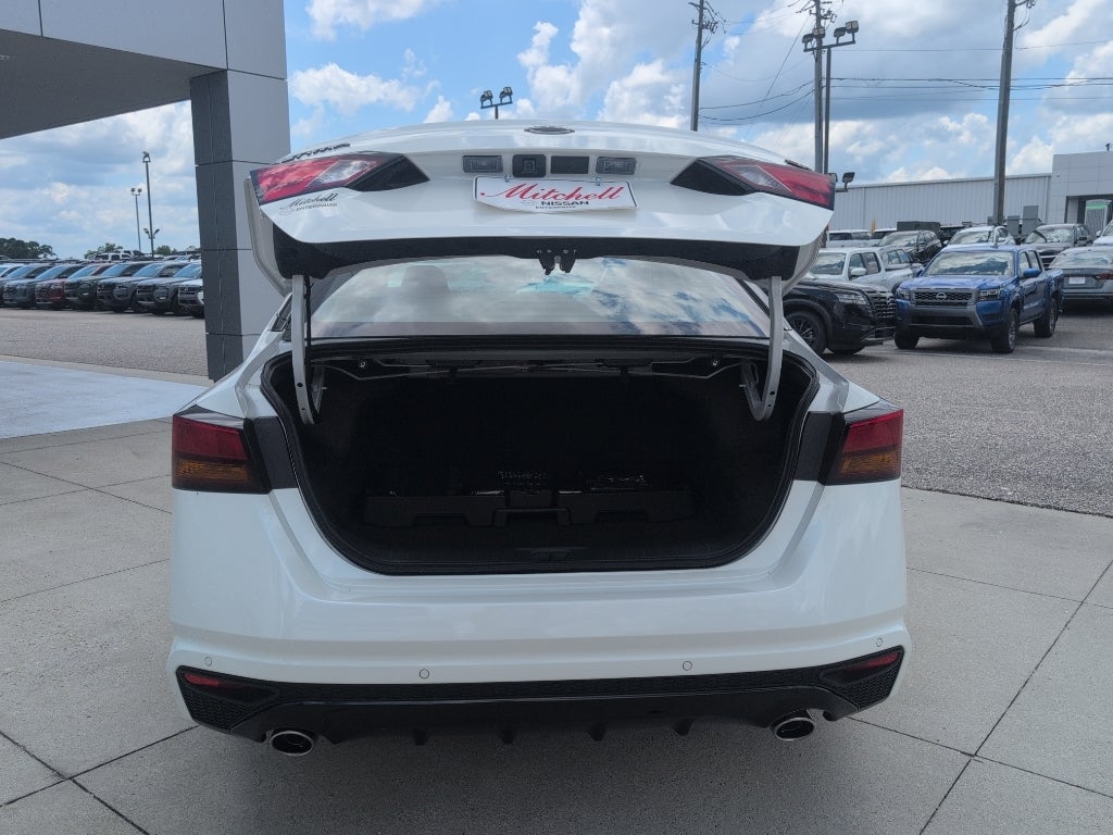 2026 Nissan Altima SR