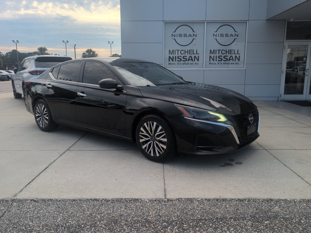 2023 Nissan Altima SV