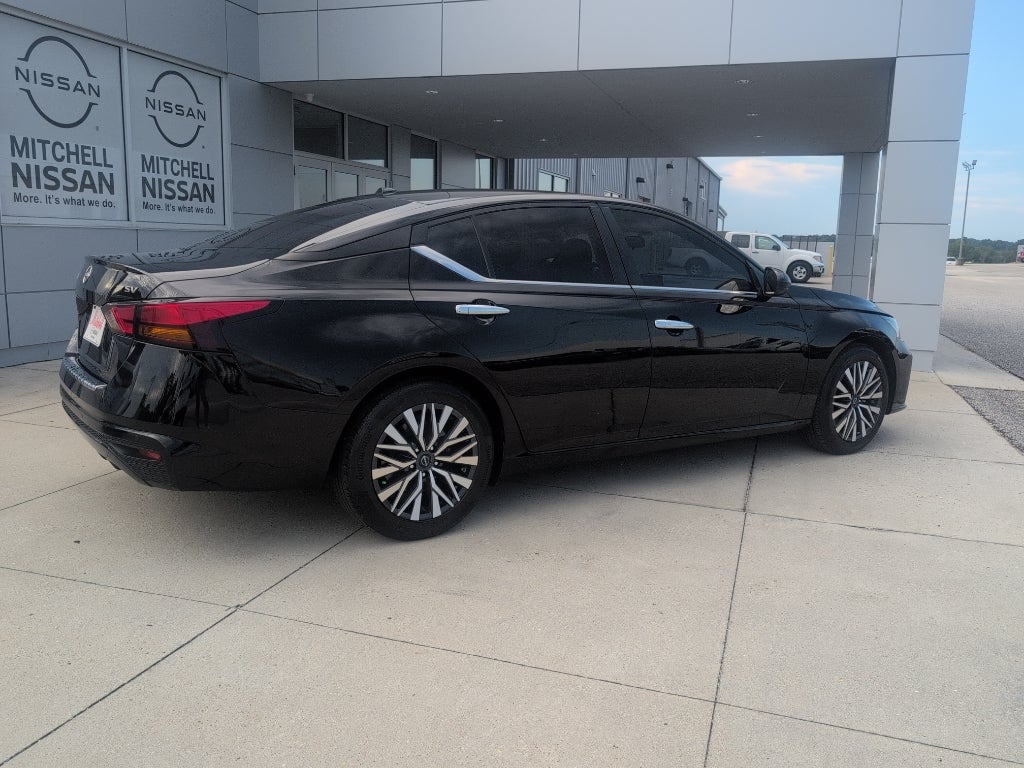 2023 Nissan Altima SV